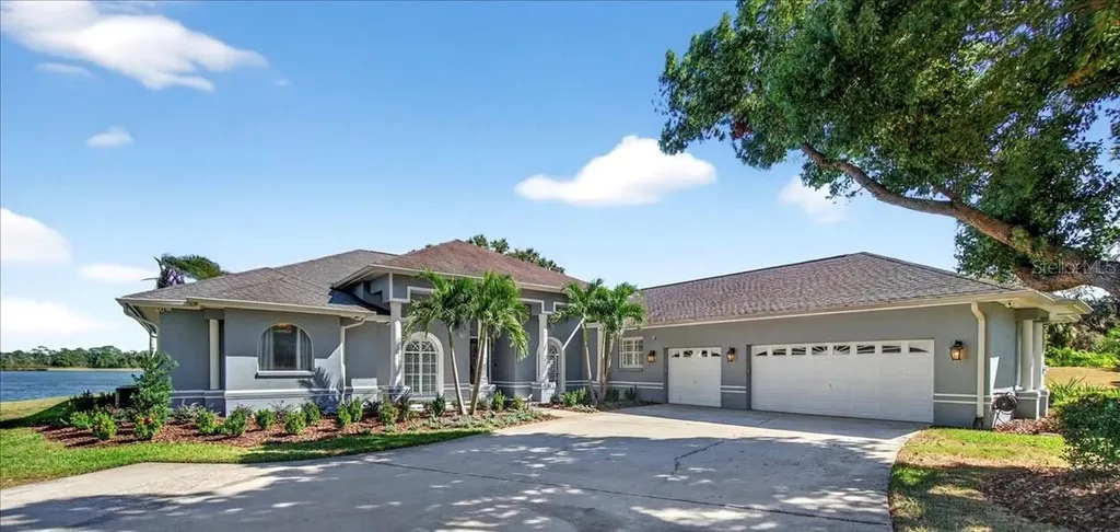 2800 Cypress Court Plant City FL 33566