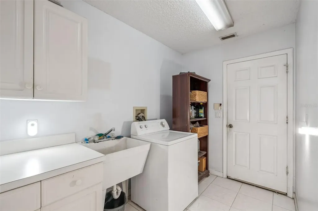 3447 Amaca Circle Orlando FL 32837