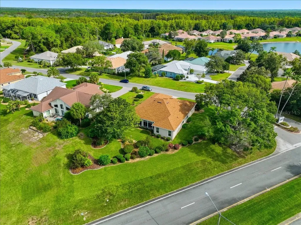 10051 Lenox Boulevard Weeki Wachee FL 34613