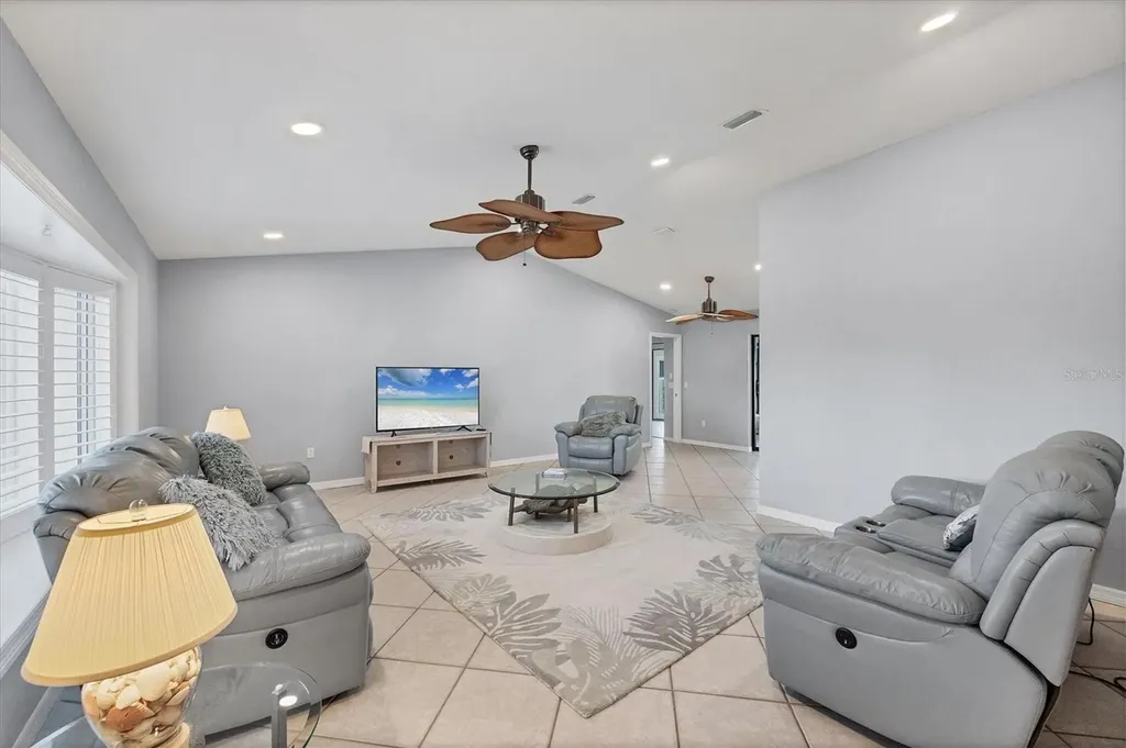 12411 Cole Avenue Port Charlotte FL 33981