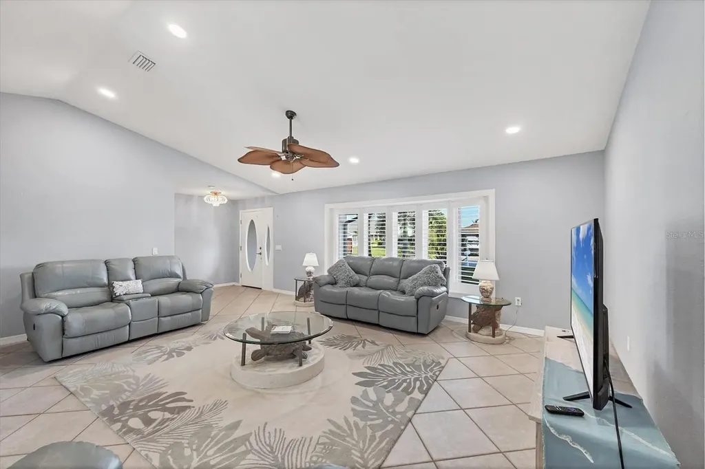 12411 Cole Avenue Port Charlotte FL 33981