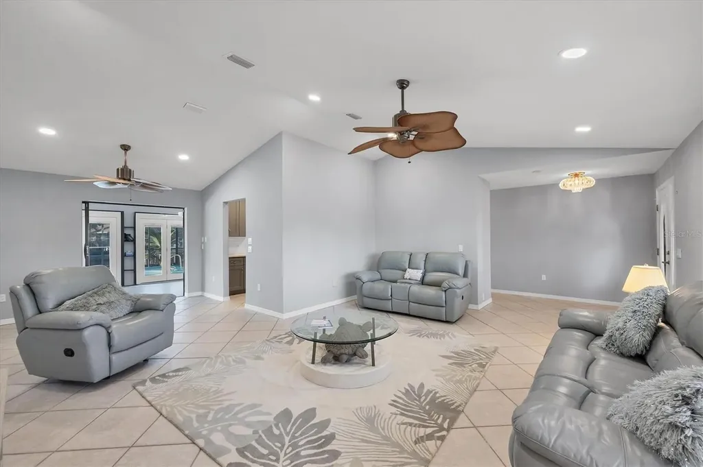 12411 Cole Avenue Port Charlotte FL 33981