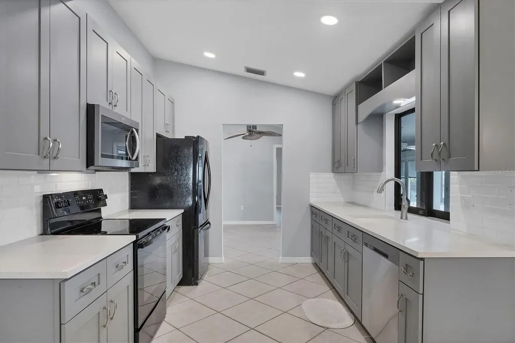 12411 Cole Avenue Port Charlotte FL 33981