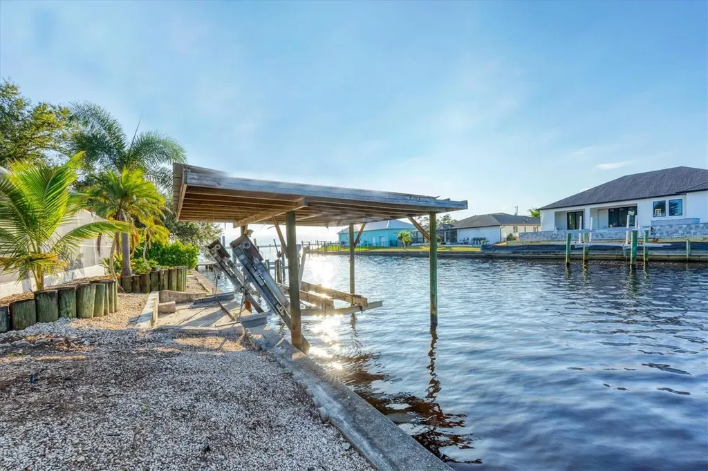 12411 Cole Avenue Port Charlotte FL 33981