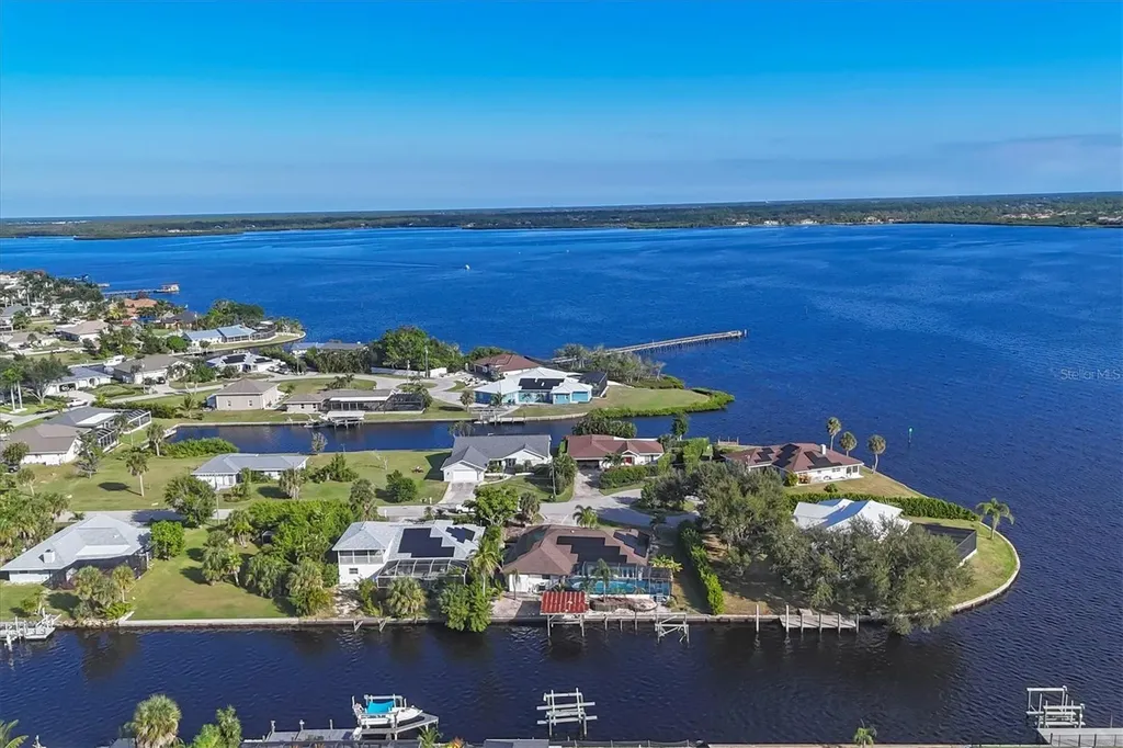 12411 Cole Avenue Port Charlotte FL 33981