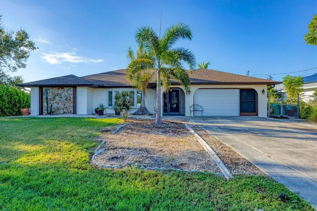 12411 Cole Avenue Port Charlotte FL 33981