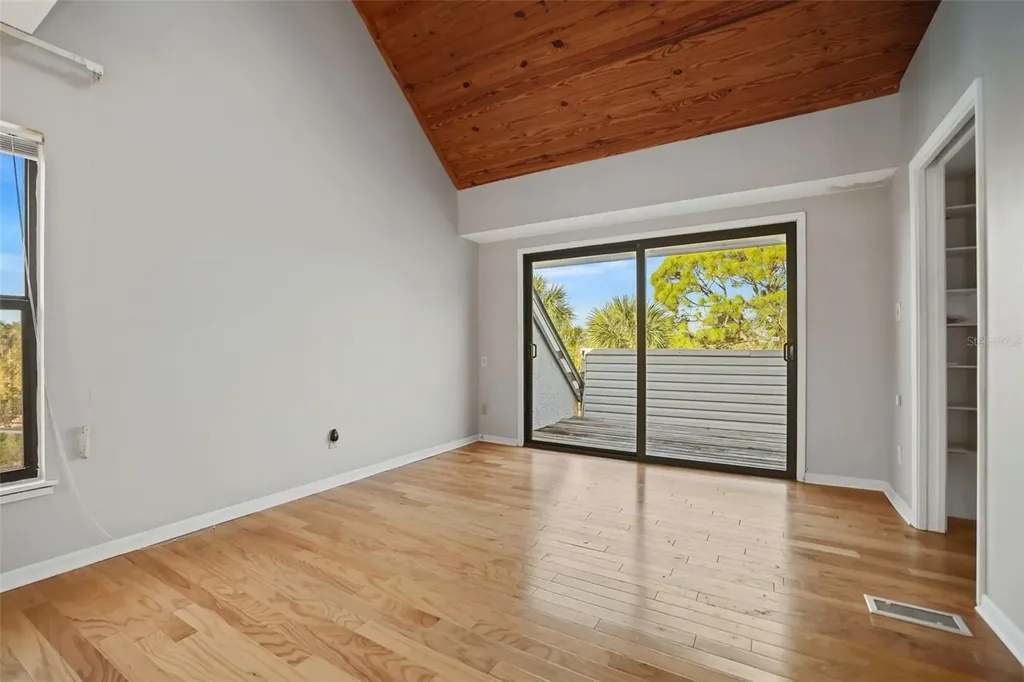 1355 Pinellas Bayway S Tierra Verde FL 33715