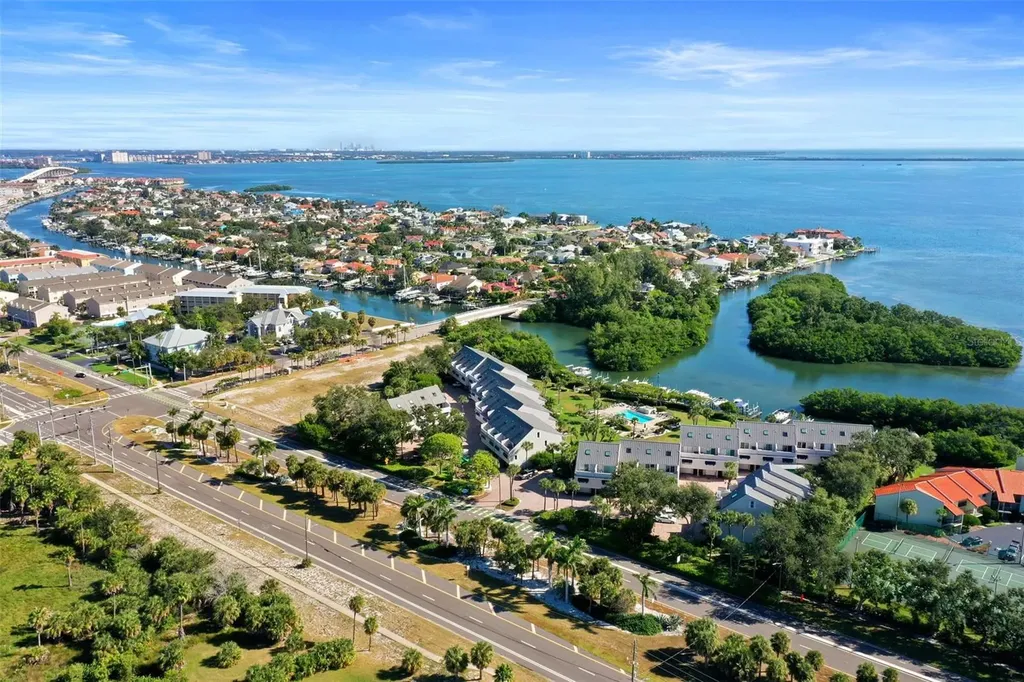 1355 Pinellas Bayway S Tierra Verde FL 33715