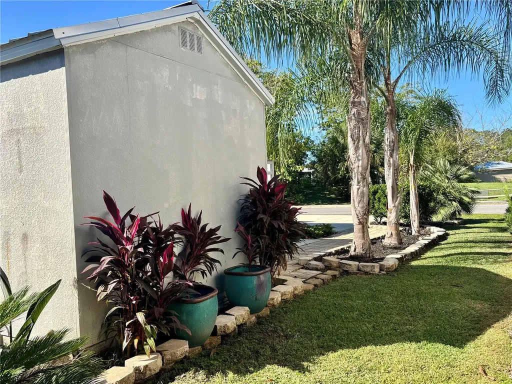 3259 NE 102nd Avenue Road Silver Springs FL 34488