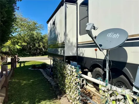 3259 NE 102nd Avenue Road Silver Springs FL 34488