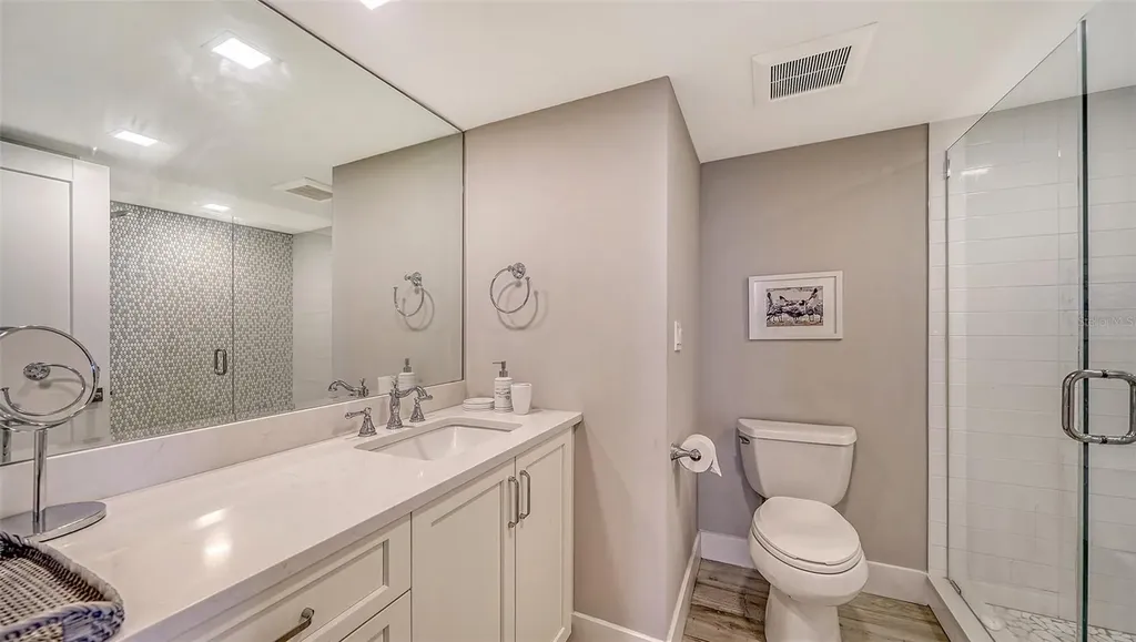 2295 Gulf Of Mexico Drive Longboat Key FL 34228