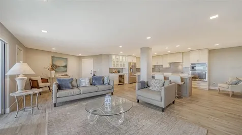 2295 Gulf Of Mexico Drive Longboat Key FL 34228