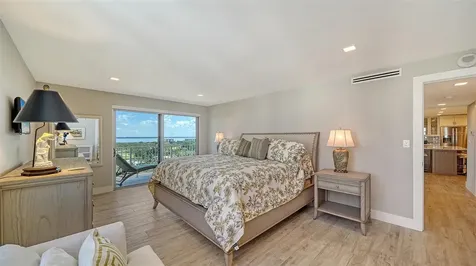2295 Gulf Of Mexico Drive Longboat Key FL 34228