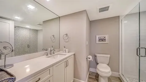 2295 Gulf Of Mexico Drive Longboat Key FL 34228