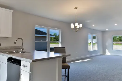 3291 E Iris Lane Bell FL 32619
