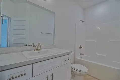 3291 E Iris Lane Bell FL 32619