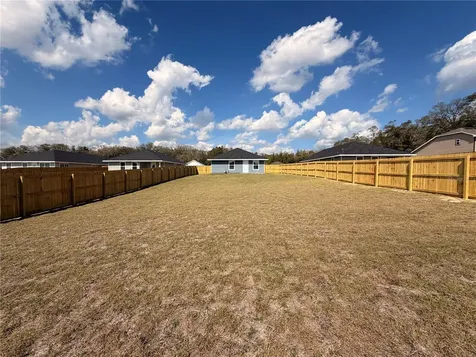 3291 E Iris Lane Bell FL 32619