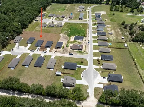 3291 E Iris Lane Bell FL 32619