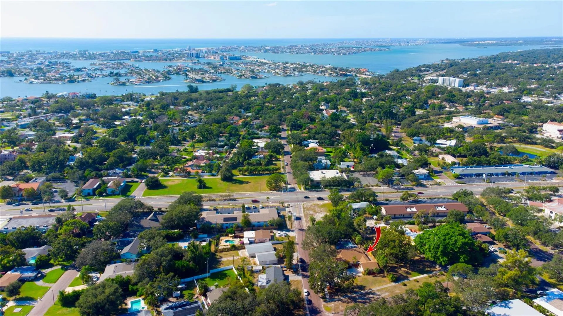 547 Oleander Way S St Petersburg FL 33707