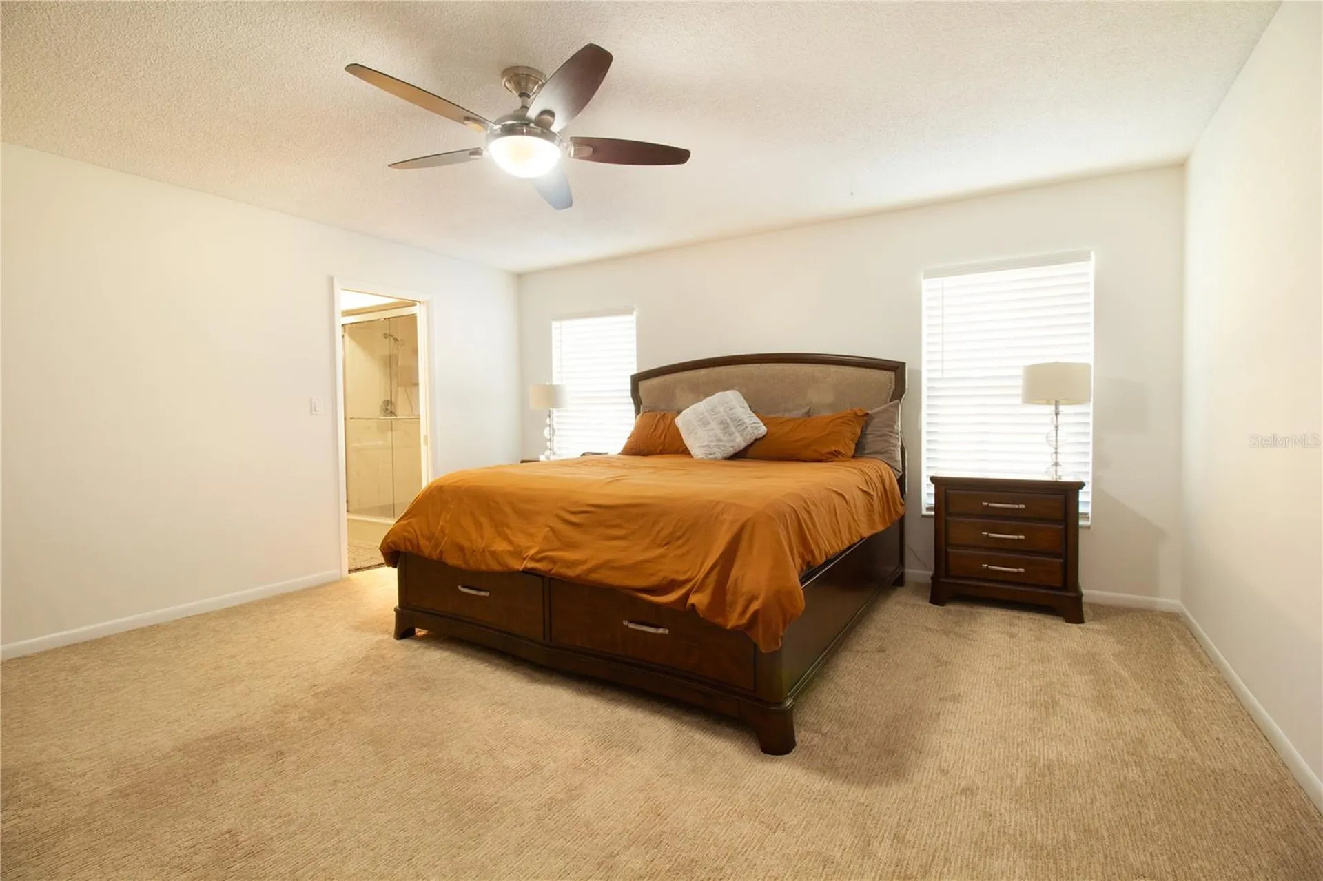 547 Oleander Way S St Petersburg FL 33707