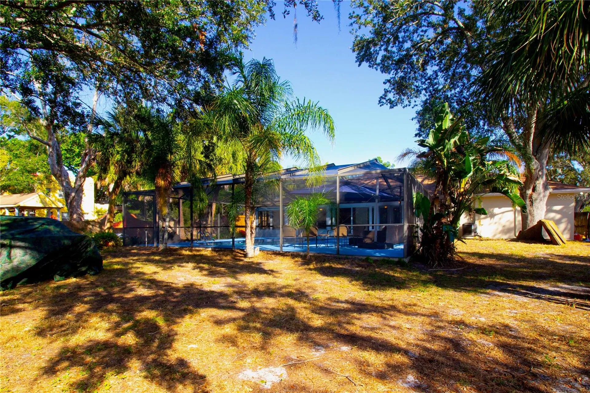 547 Oleander Way S St Petersburg FL 33707