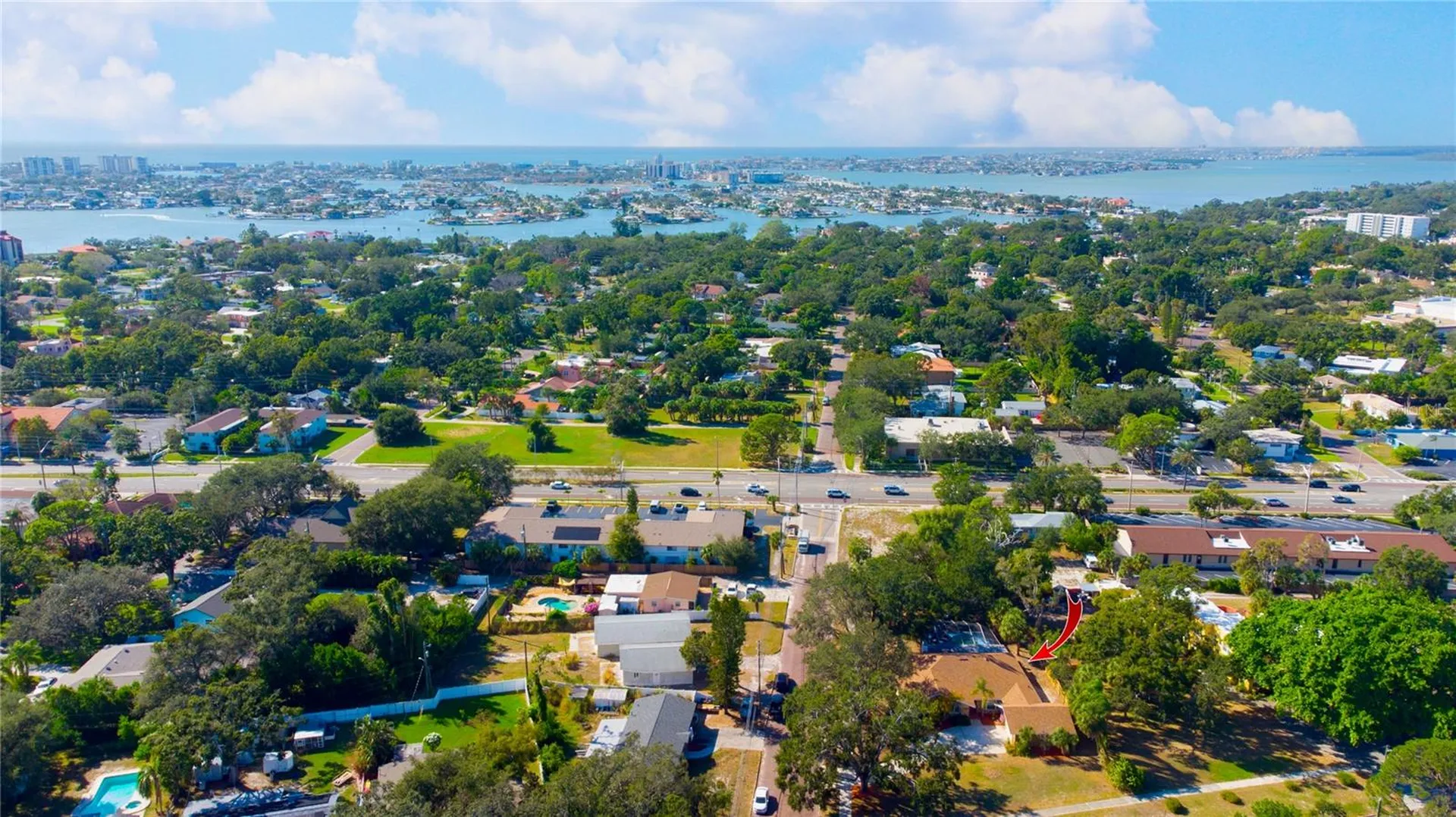 547 Oleander Way S St Petersburg FL 33707