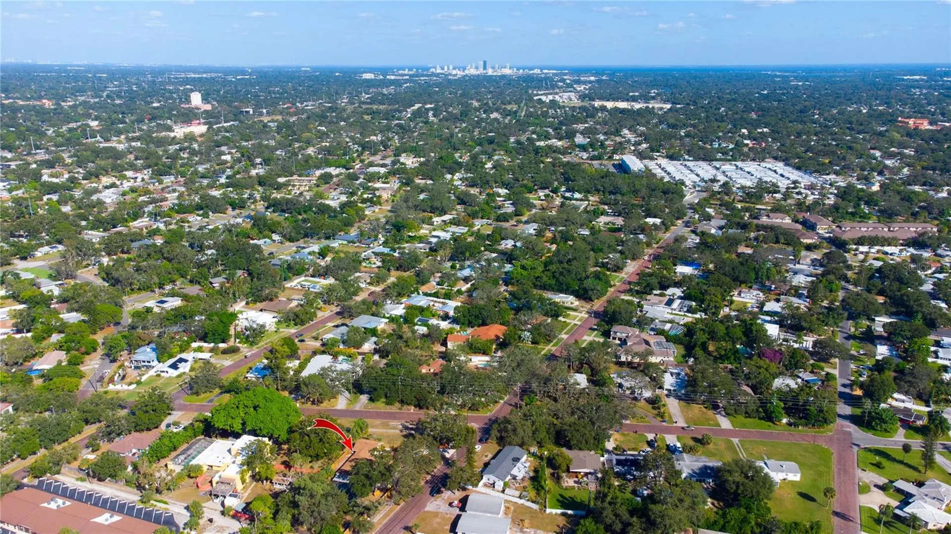547 Oleander Way S St Petersburg FL 33707