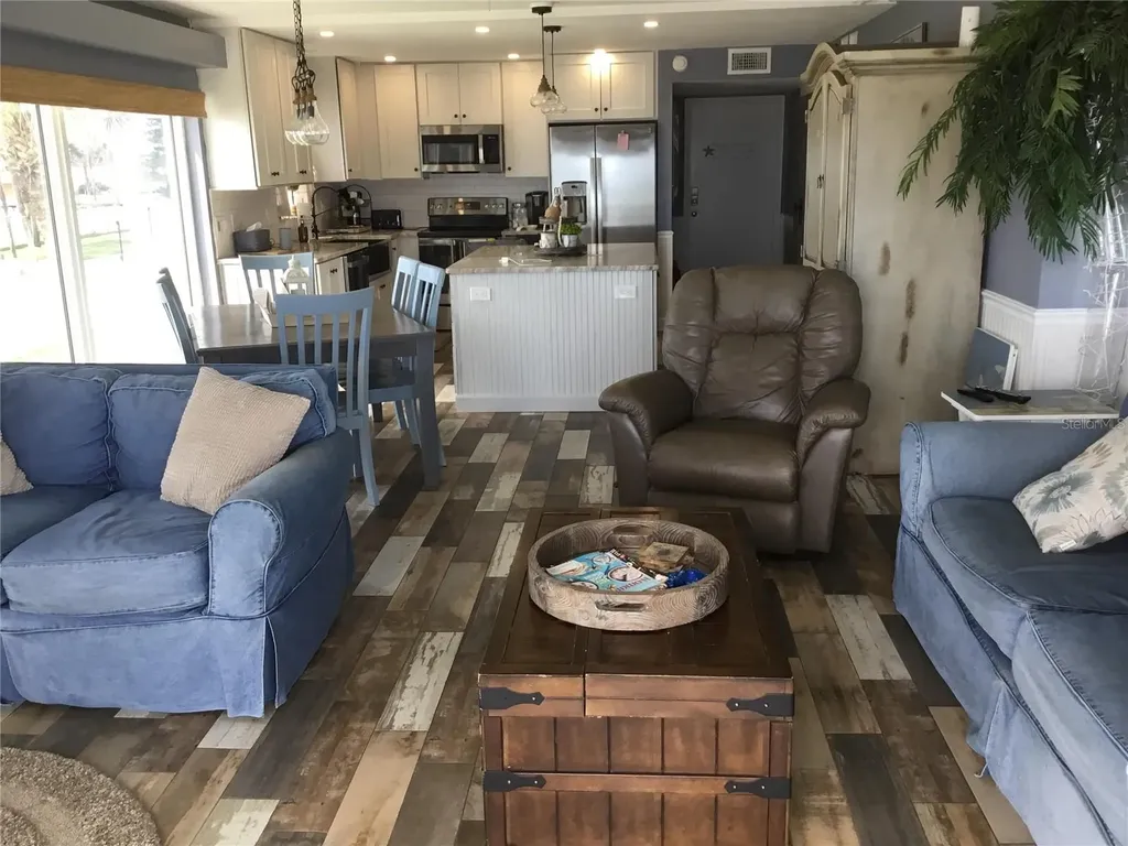 1571 S Atlantic Avenue New Smyrna Beach FL 32169