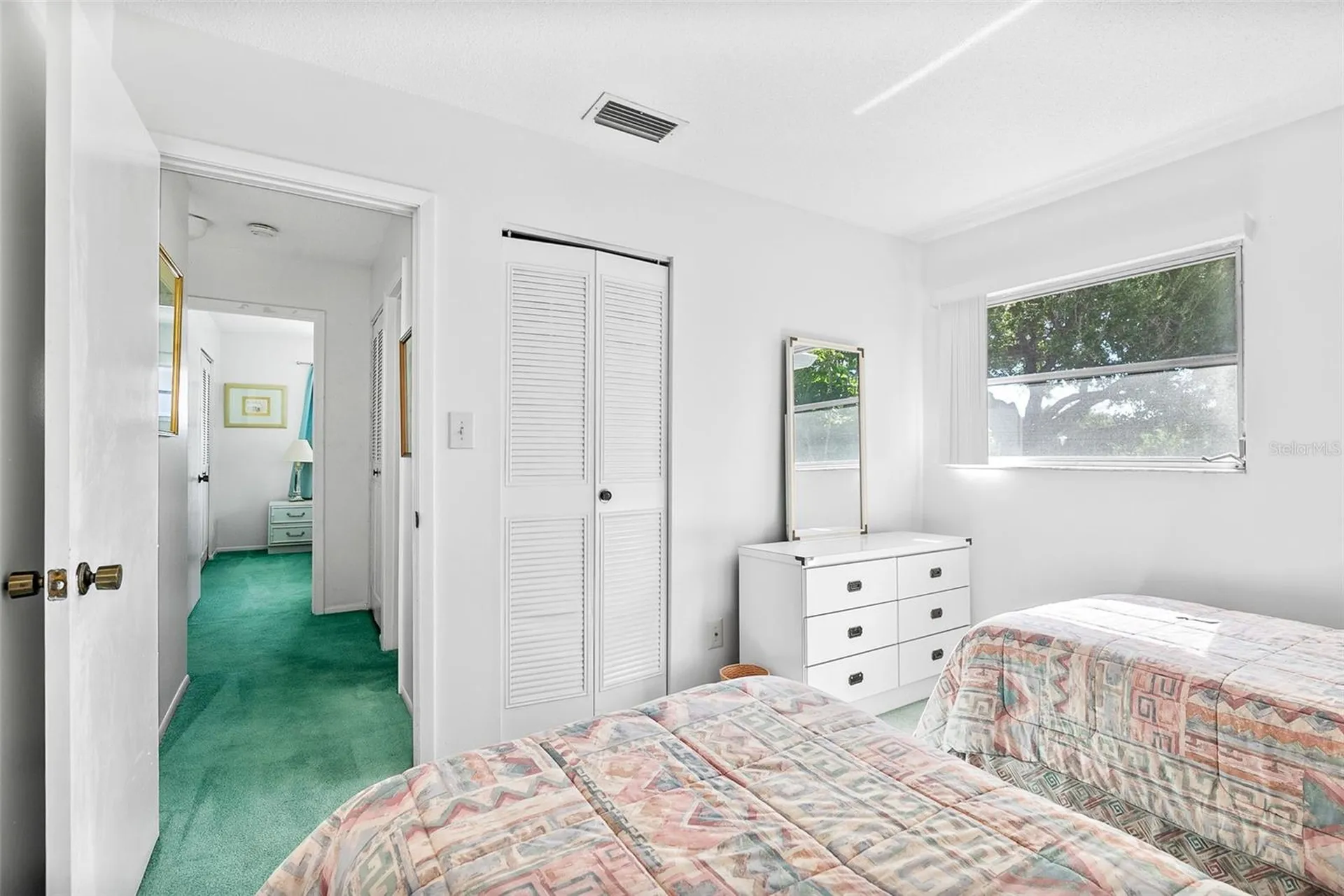 597 Sutton Place Longboat Key FL 34228