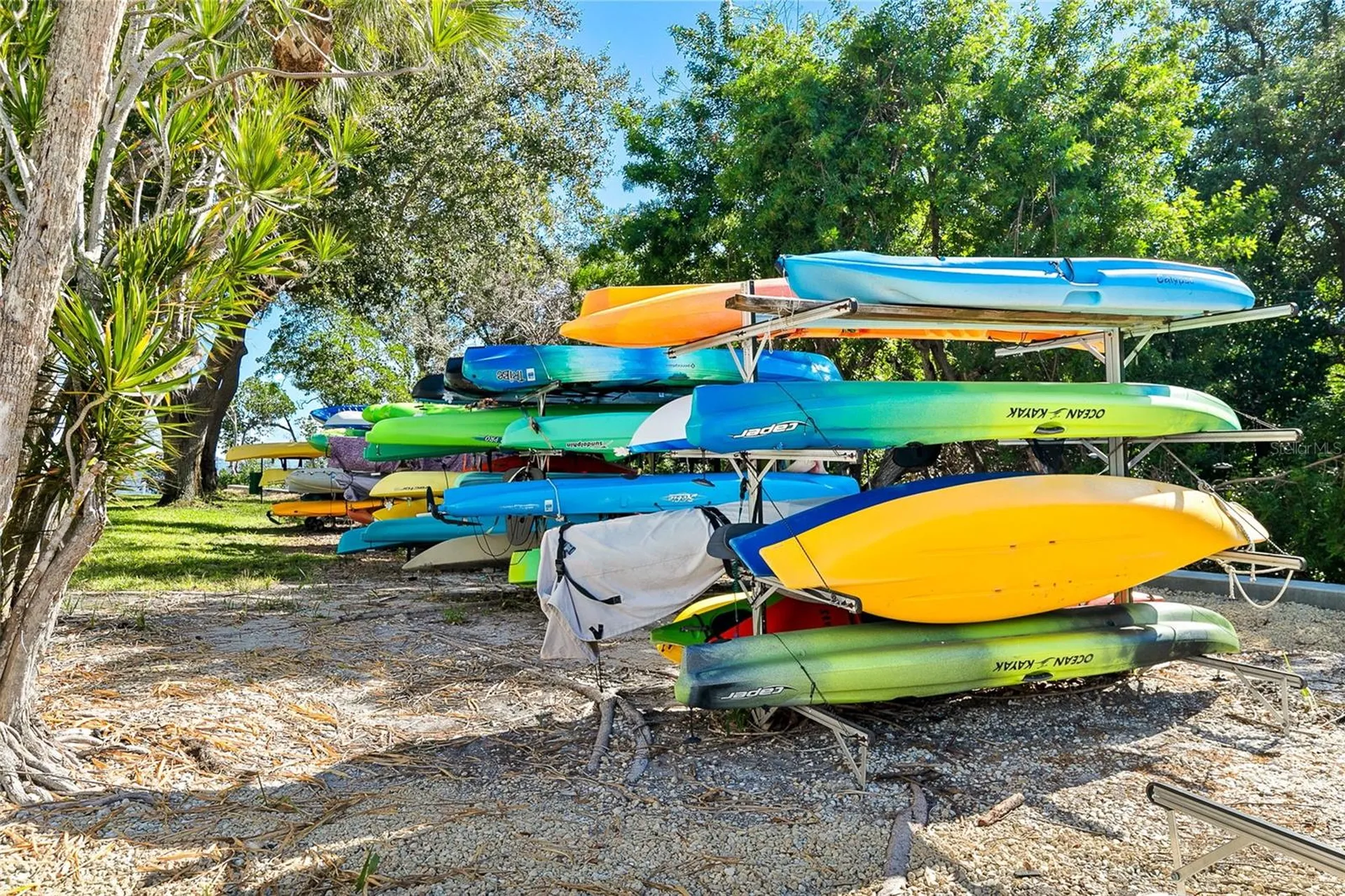 597 Sutton Place Longboat Key FL 34228