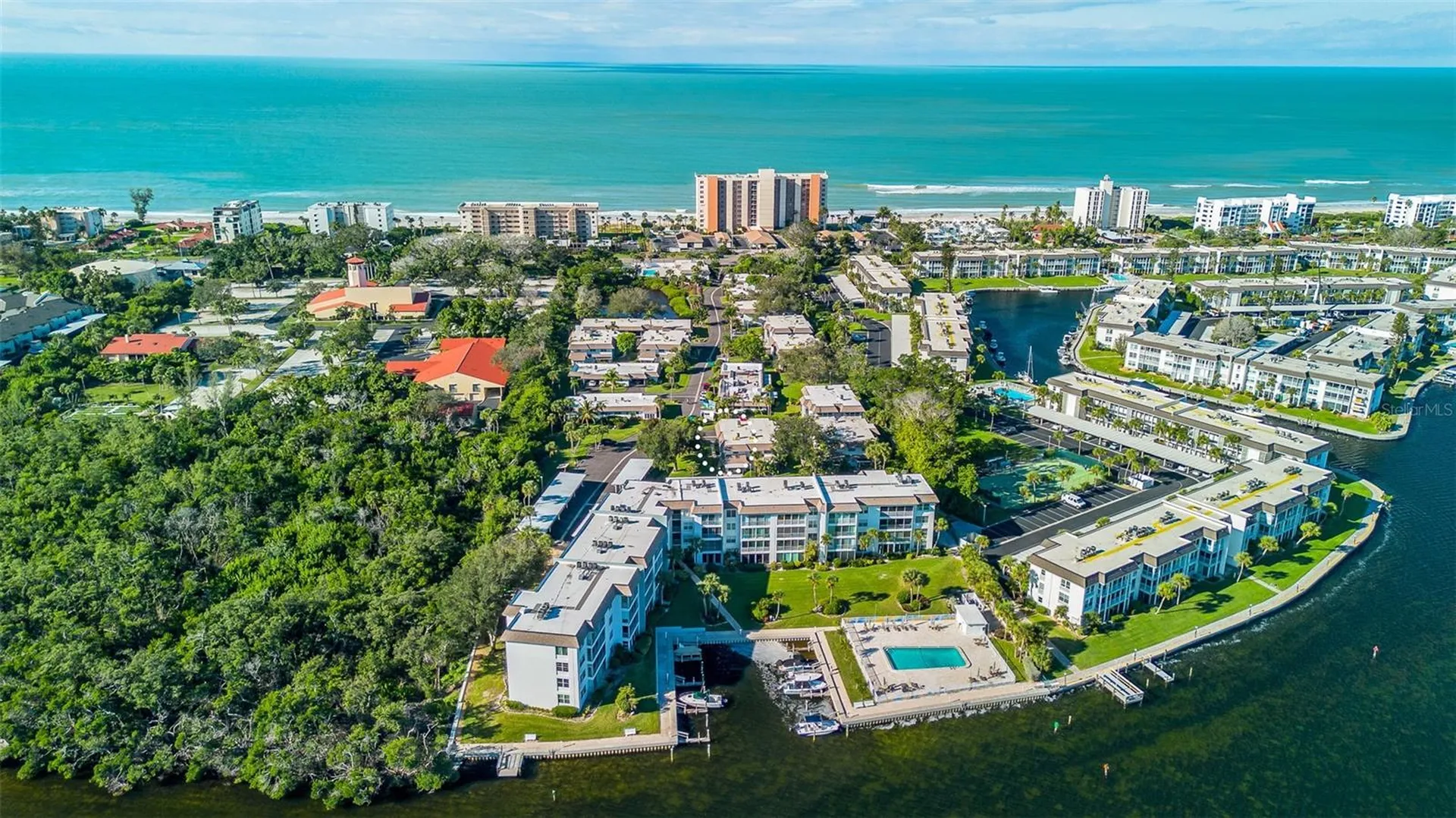597 Sutton Place Longboat Key FL 34228