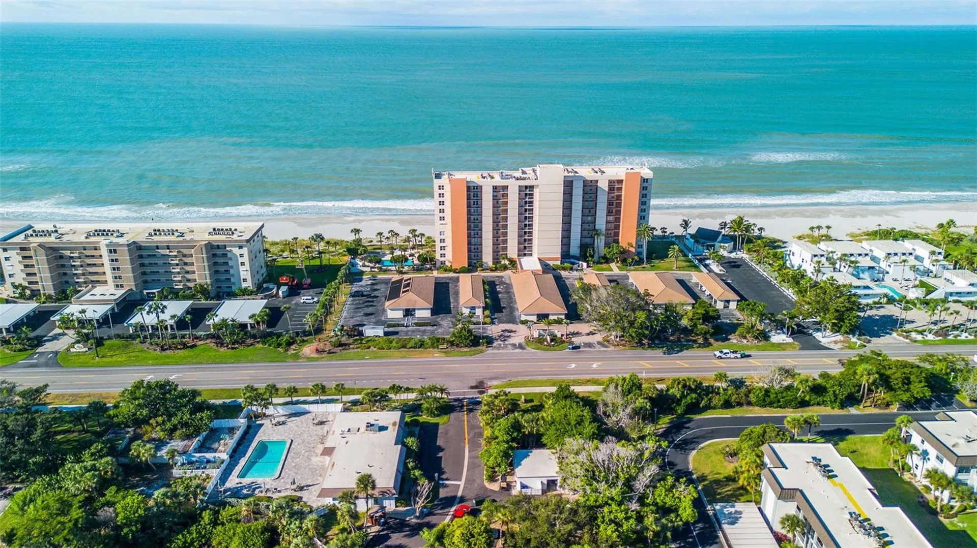 597 Sutton Place Longboat Key FL 34228