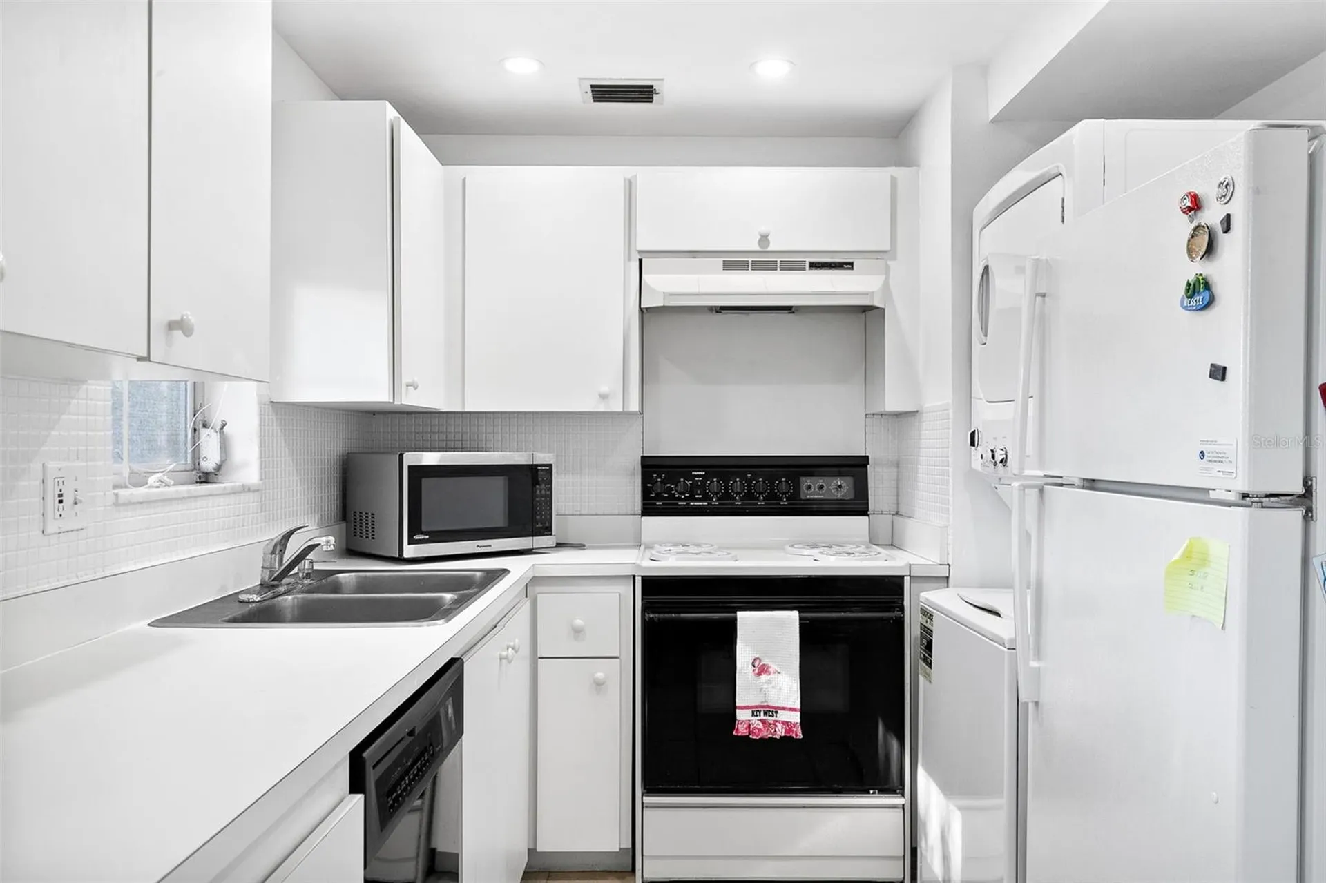 597 Sutton Place Longboat Key FL 34228