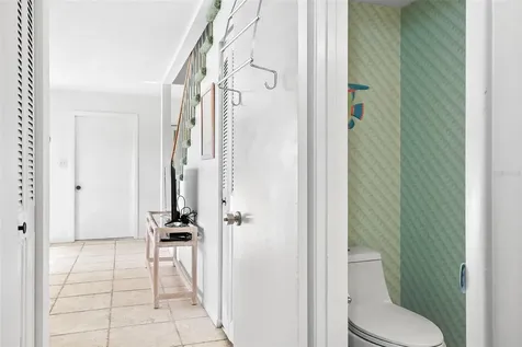 597 Sutton Place Longboat Key FL 34228