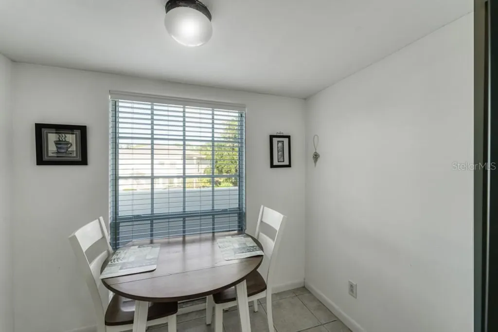 5242 Wedgewood Lane Sarasota FL 34235