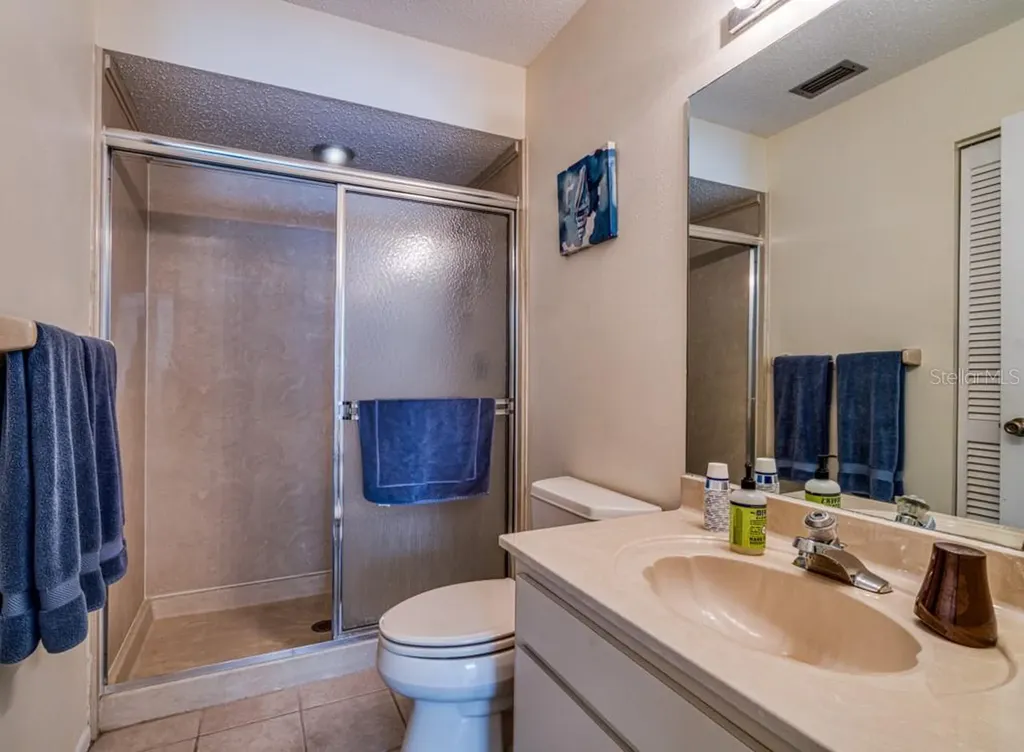 5242 Wedgewood Lane Sarasota FL 34235