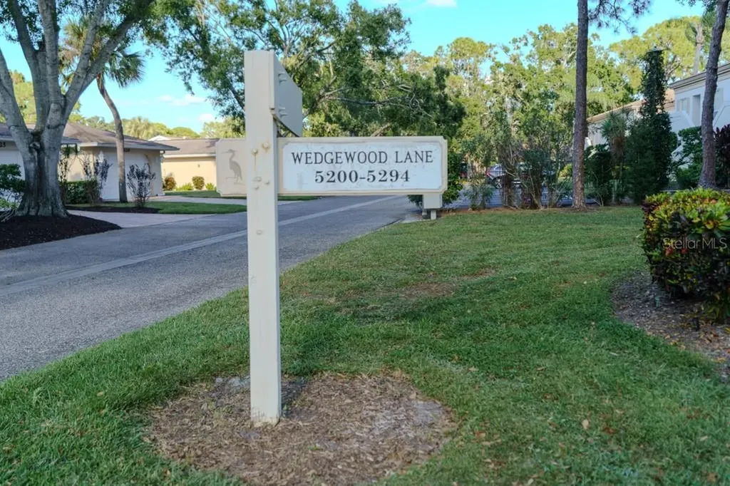 5242 Wedgewood Lane Sarasota FL 34235
