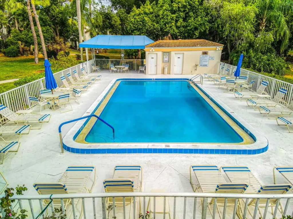 5242 Wedgewood Lane Sarasota FL 34235