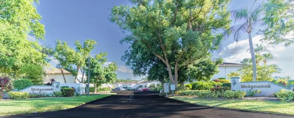 5242 Wedgewood Lane Sarasota FL 34235