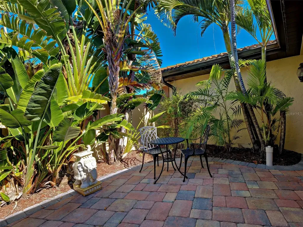 107 Free Court SE Port Charlotte FL 33952