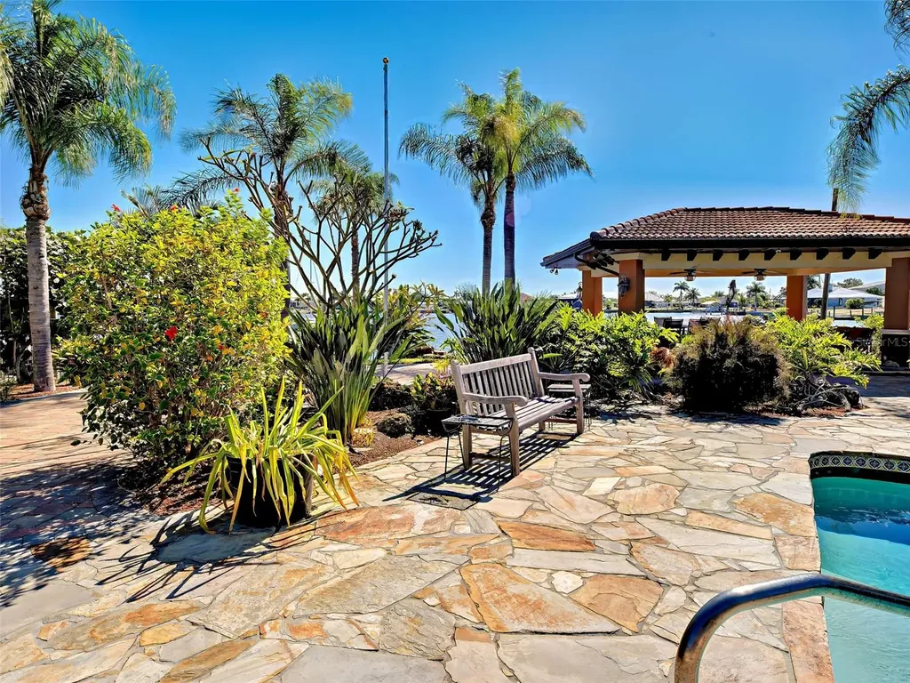 107 Free Court SE Port Charlotte FL 33952