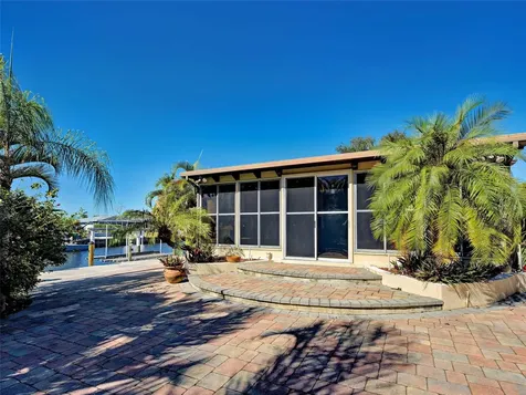107 Free Court SE Port Charlotte FL 33952