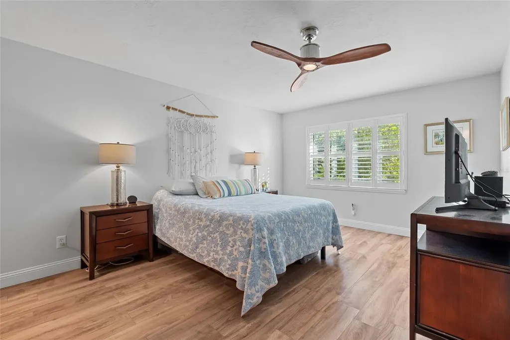 10152 Regal Drive Largo FL 33774