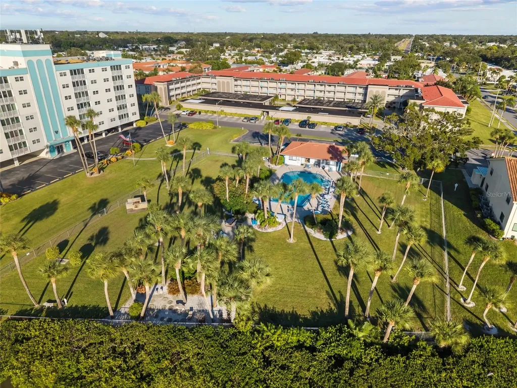 10152 Regal Drive Largo FL 33774