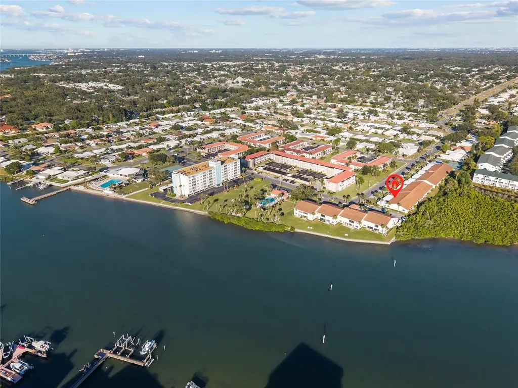 10152 Regal Drive Largo FL 33774