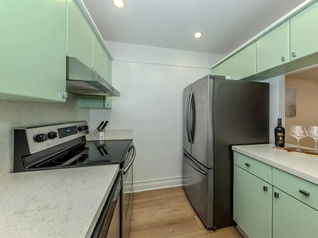 3208 Ramblewood Drive N Sarasota FL 34237
