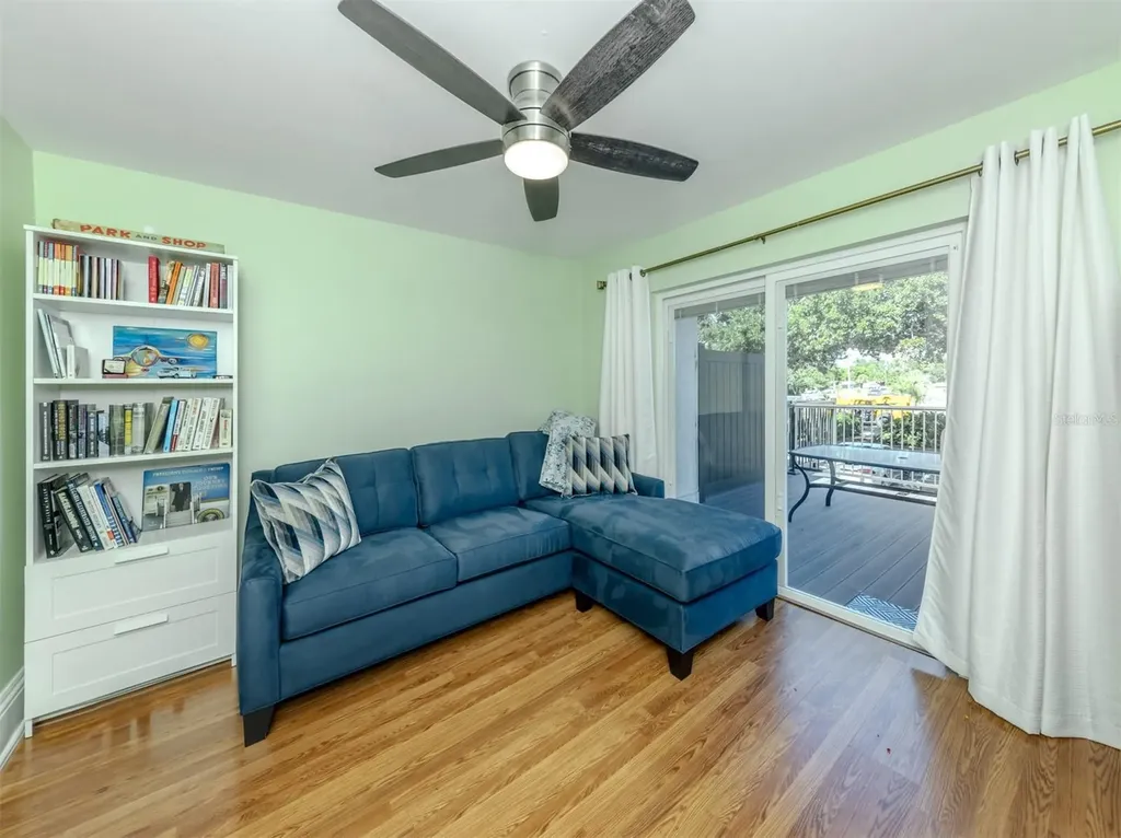 3208 Ramblewood Drive N Sarasota FL 34237