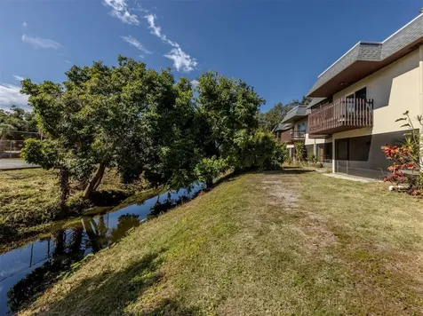 3208 Ramblewood Drive N Sarasota FL 34237