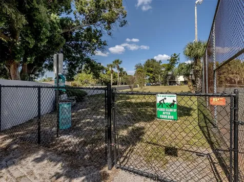 3208 Ramblewood Drive N Sarasota FL 34237