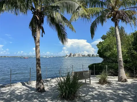 3208 Ramblewood Drive N Sarasota FL 34237
